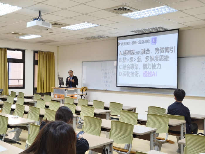 114.12.19  許永和教授-智慧精準桌球運動科技之創新與創意圖片